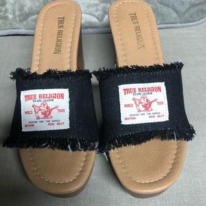 NWOT True Religion Mule/Clog, Super Cute!